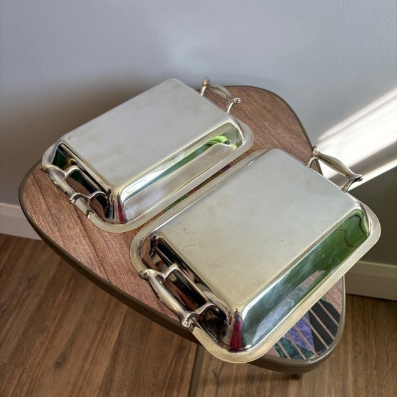 Vintage Silver Toned Handled Serving Trays, Circa 1960s, 2 pieces - Picture 7 of 7